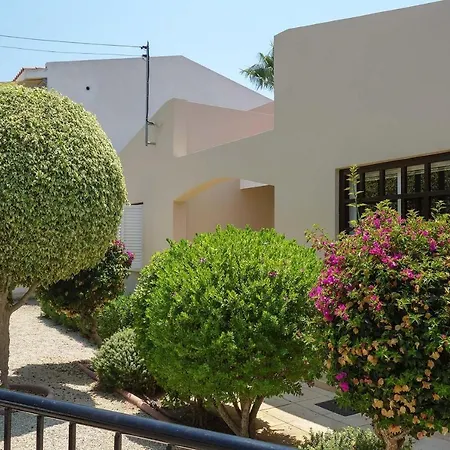 Cameron Villa